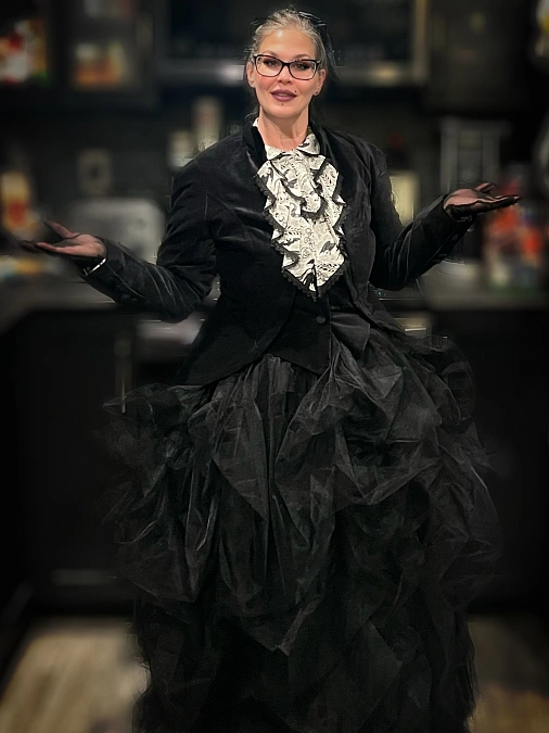 Victorian Black With a Gothic Twist