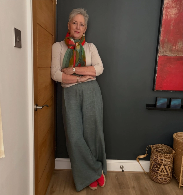 Colorful Scarf with Wide-Leg Trousers