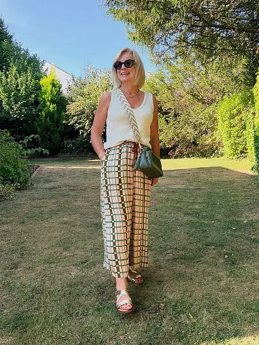Cream Knit With Checked Wide-Leg Pants