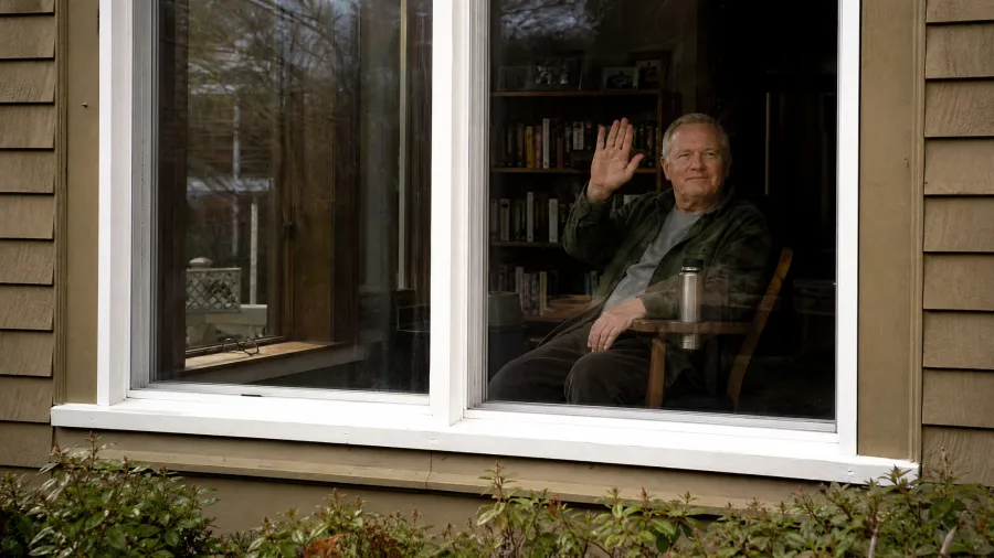A Porch-Window Hello Spot